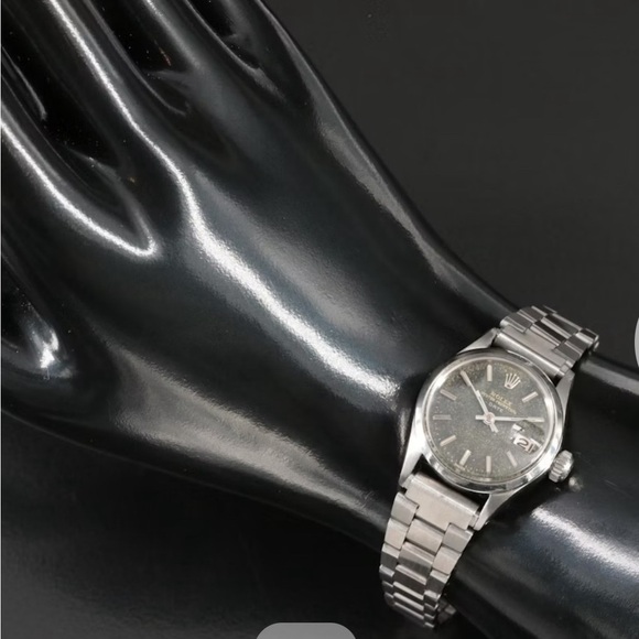 Rolex Women's Watch - Silver and Green. Vintage 1968 model - Picture 2 of 12